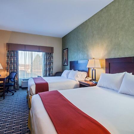 Holiday Inn Express Hotel & Suites Youngstown North-Warren/Niles By Ihg Exterior foto