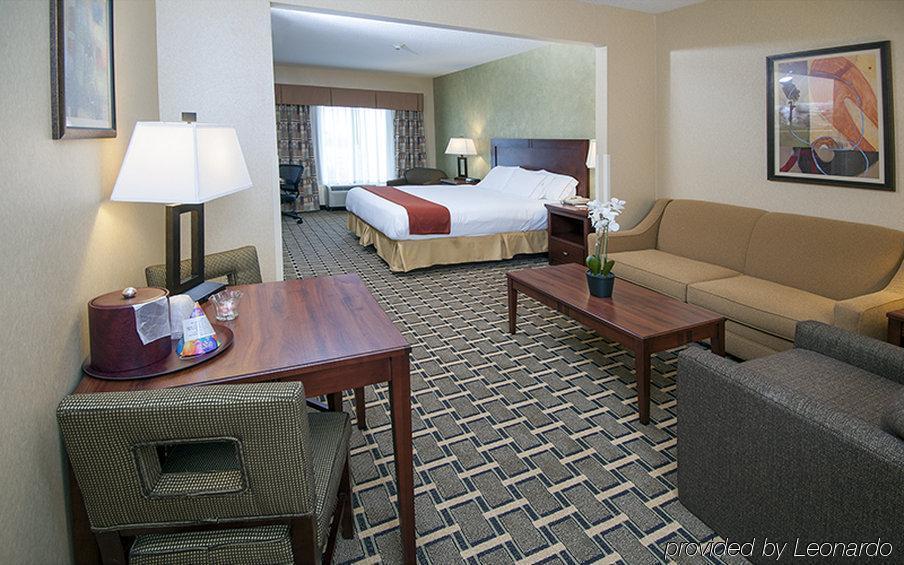 Holiday Inn Express Hotel & Suites Youngstown North-Warren/Niles By Ihg Habitación foto