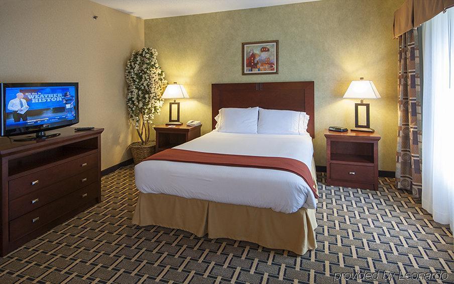 Holiday Inn Express Hotel & Suites Youngstown North-Warren/Niles, An Ihg Hotel Habitación foto