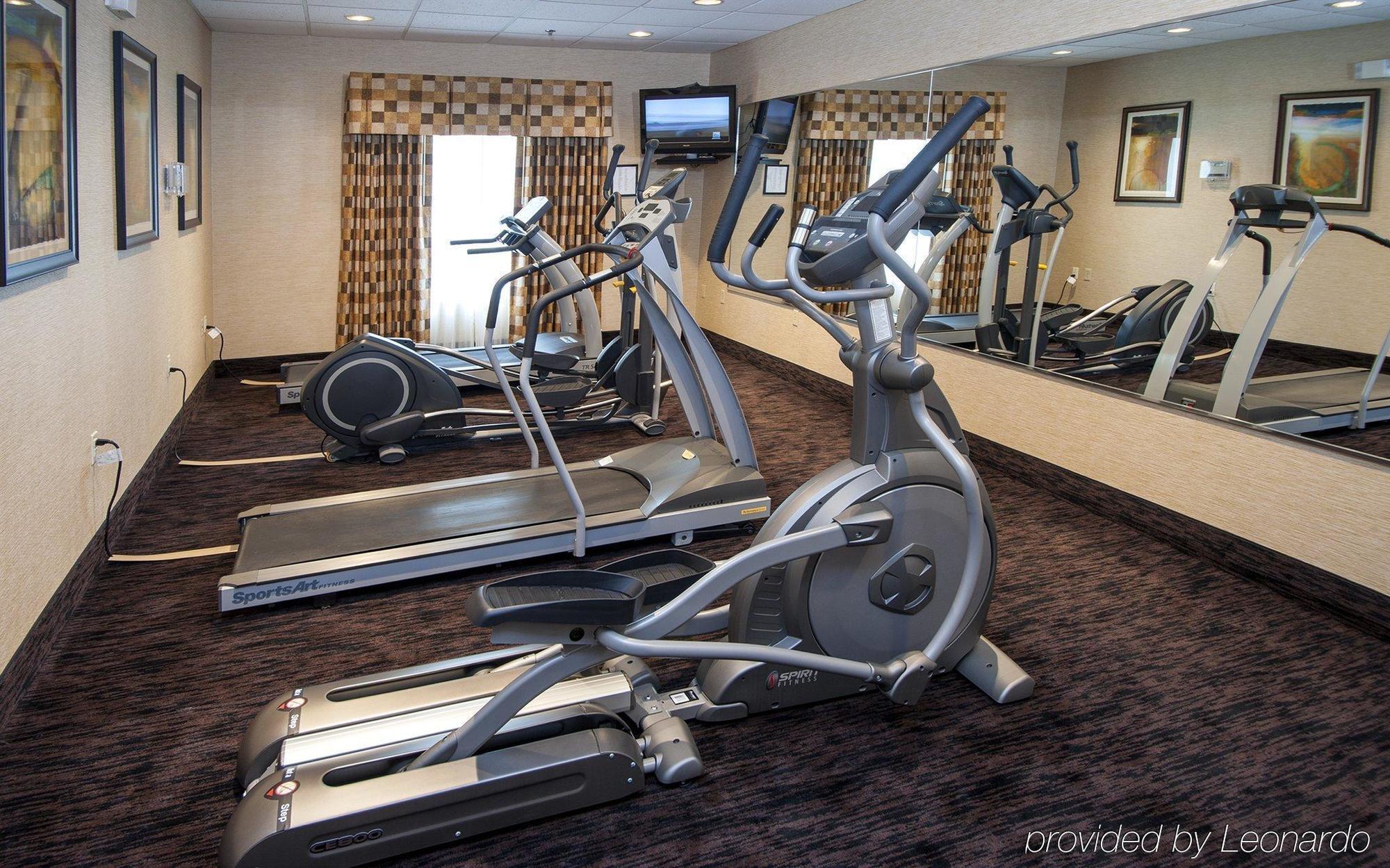 Holiday Inn Express Hotel & Suites Youngstown North-Warren/Niles By Ihg Facilidades foto