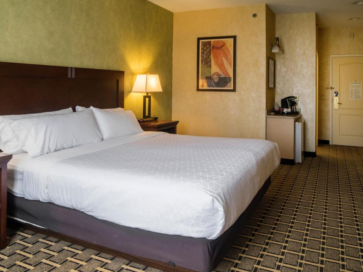 Holiday Inn Express Hotel & Suites Youngstown North-Warren/Niles By Ihg Exterior foto