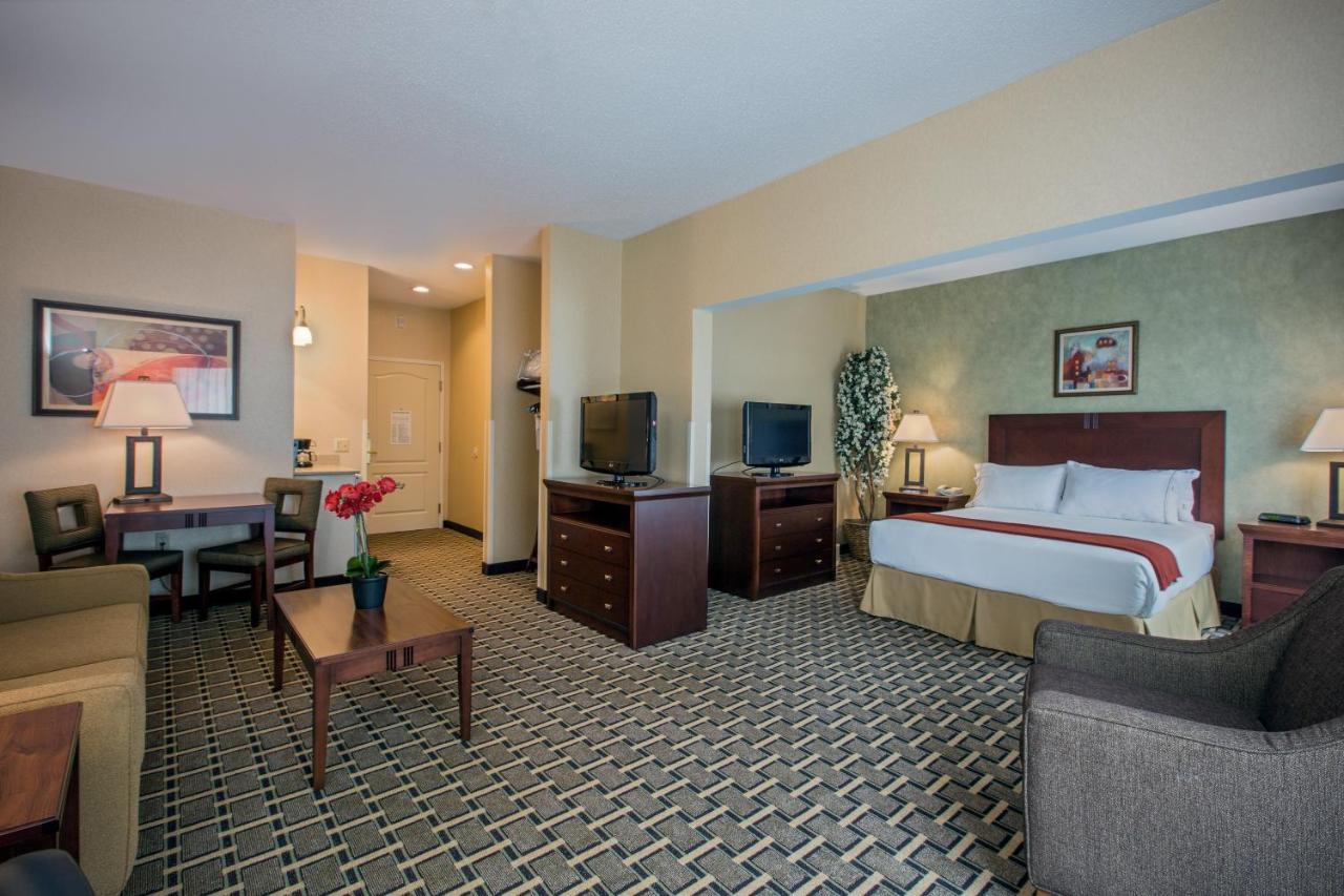 Holiday Inn Express Hotel & Suites Youngstown North-Warren/Niles By Ihg Exterior foto
